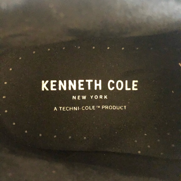 NWOB Kenneth Cole Janette Navy Blue Velvet Platform Sneaker Size 7 - Picture 5 of 8